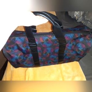 Overnight bag, skull design